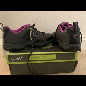 Brand new Gelert hiking shoes